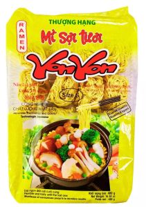 Mì sợi tươi YonYon hương xưa 480g | - Hương vị truyền thống | - Chất lượng Nhật Bản | - Đóng gói 480g | - Phù hợp nấu ăn nhanh | - Hình ảnh minh họa món ăn kèm