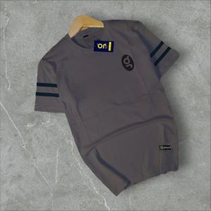GRESY Kaos Distro Premium – Bahan Tebal 30s Atasan Keren Gaya Skena Terbaru