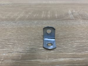 Ke góc vuông chữ L dày 1.5 ly bản rộng 1.3 cm (1.7 x 1.7 x 1.3 cm)