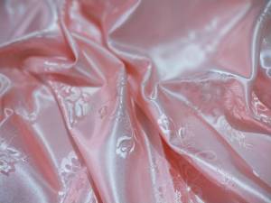 A & M ผ้าห่มแพร Jacquard Satin ห่มนุ่มสบาย มีเสน่ห์ของความเงางาม สวยงามน่าสัมผัส ไม่เก็บกักฝุ่นละออง ลดปัญหาไรฝุ่น ผ้าห่มแพร ราคา ผ้าห่มแพร ซิ น - Lazada