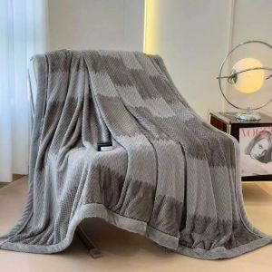 Chăn lông thỏ Rabbit hè thu cao cấp nặng 17kg mềm mịn ấm áp thiết kế sang trọng kích thước 2mx2m3