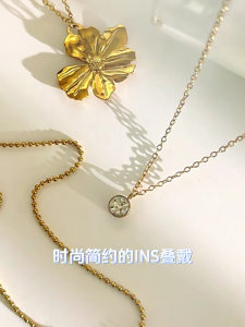 Stylish Gold Plated Flower Pendant Necklace Sturdy Stainless Steel Necklace with Gold Accents Perfect for Daily Wear