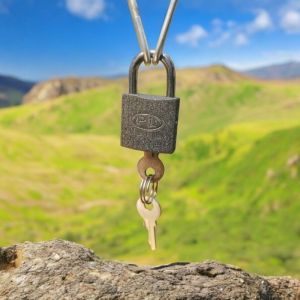 กุญแจล็อคกระเป๋าลายหินทรงคลาสสิก​ ขนาด4ซม.​