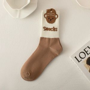 SUMI Kaos Kaki Panjang Sedang Wanita Katun Motif Cute Bear Casual Mid Calf Socks SKK375