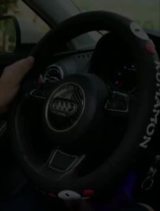 New Korean Cute Cartoon Car Steering Wheel Cover Summer Sweat-absorbing Mens and Womens Fashion Universal Handle Cover Silicone Anti slip