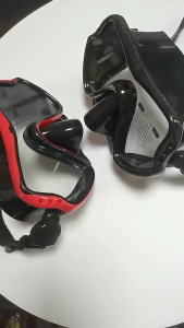 Snorkeling Scubas Diving Mask Goggles Diving Swim Tube Snorkels Diving Mask and Goggles Diving Swimming Tube Enduring