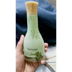 Herborist Minyak Zaitun 150ml/75ml.