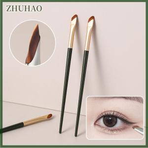 ZHUHAO แปรงแต่งหน้าสำหรับมืออาชีพแปรงปัดคิ้วอายไลเนอร์แบบใบเคียวแบนแปรงขนตาไฟเบอร์