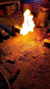 เตาจุดน้ำมันแบบพ่นไฟไปหน้า ใช้เผาถ่านแทนฟืน - เตาผลลัพธ์ที่ให้สุขภาพดี