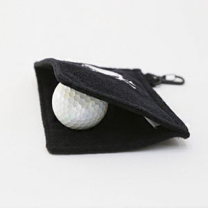 1pcs Skull-shaped golf towel Powerful Magnet Wipes golf ball towels use for golf glove holder