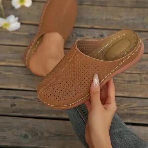 Summer Breathable Closed-Toe Slippers For Women Flat Non-Slip Thick-Soled Lightweight Sandals Genuine Leather Air-Circulating Shoes For Women