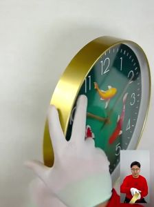 Wall Clock Wall Clock Wall Watch Years Living Room Quartz Clock Long Battery Life Mute Light Luxury Fashion HouseholdFast shipping