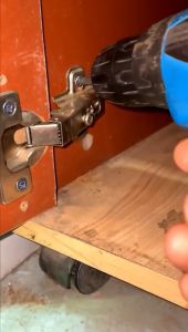 Đầu nối dài mũi vít từ tính thanh nối 105 độ cho máy khoan và máy bắn vít