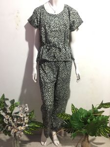 Piyama Bali Leopard & Celana Isi Saku: Desain Unik dan Nyaman