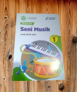 LKS PH KELAS 1 2 3 4 5 6 SENI MUSIK SEMESTER 1 SD/MI KURIKULUM MERDEKA