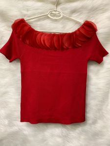 Áo thun nữ cổ ren cánh sen thanh lịch