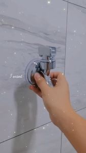 Runvictor Suction Cup Shower Head Holder Wall Mount Bracket Stand Adjustable Handheld Sprayer Clip No-drill