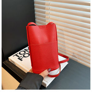 Momoshop พร้อมส่ง✔ กระเป๋าใส่โทรศัพท์มือถือ สะพายข้างได้ ทรงสวย หนังPu มี3สี