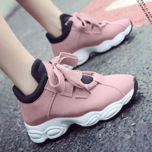 DMshoes สุดว้าว รองเท้าผ้าใบลำลองสำหรับสุภาพสตรีพื้นนุ่มใส่สบาย ใส่เดินใส่เที่ยวได้ไม่ซ้ำใคร ดีไซน์ออกมาสไตล์เกาหลีสุดๆ พื้นรองเท้านิ่มแถมระบายอากาศได้ดี แจ๋มว้าวขนาดนี้พลาดได้ไง