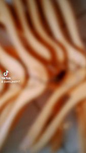 Hanger kayu atasan Dewasa