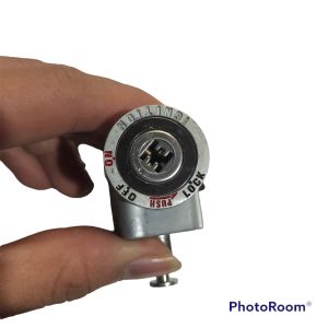 Khóa 2 Cạnh Và 6 Cạnh Cho Xe Máy