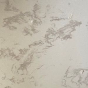 Bàn trà đơn Sofa phòng khách mặt đá tròn chân kim loại đế đồng hồ cát sang trọng hiện đại