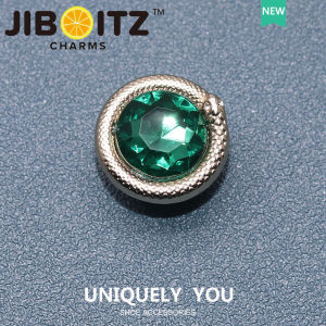 Metal jibbitz charm Shoe Buckle Shoe Accessories Emerald Green Snake Diamond Chain Fashion Shoes Accessories