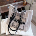 ARCTIC HUNTER Bag ผู้หญิงใหม่ กระเป๋าอเนกประสงค์กระเป๋าถือวิทยาลัยนักศึกษากระเป๋าสะพายกระเป๋ากระเป๋าขนาดใหญ่ความจุผ้าใบกระเป๋าผู้โดยสาร. 