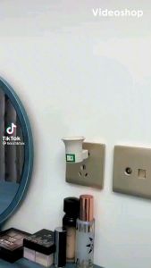 bóng led xoay 7 màu. bóng đèn pha lê trang trí . đèn led vũ trụ 7 màu.đèn xoay vô cực . đèn xoay có đuôi xoáy