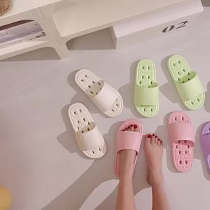 New Lightweight Waterproof Bathroom Slippers For Women Summer Indoor Slippers For Men And Couples