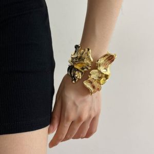 SKINJOY Metal Hollow Flower Open Bracelets Jewelry Charm Exaggerated Vintage Bangle Party Accessory Trendy Irregular Flower Bracelets Women