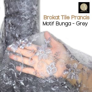 1meter (PANJANG 1 METER LEBAR 1.3)Kain Brukat Premium / Brokat Tile Prancis bahan Kebaya bordir nevi mutiara Lily Motif kain meteran