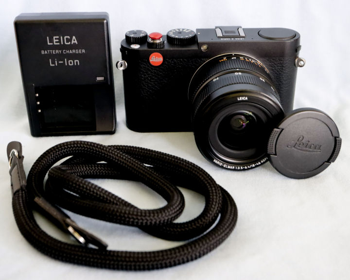 Leica X Vario (Typ 107) Type 107 digital camera Black in Box, 16.1 