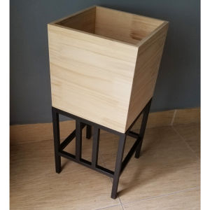 Kệ Cây Chân Sắt – Tự trang trí vườn KC02