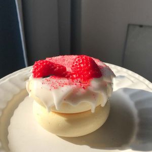 MMLUCK Bánh dễ thương Đồ chơi bóp Soufflé Thiết kế mô phỏng Đầu ngón tay mềm mại Đồ chơi hồi phục chậm Mới Phô mai sô cô la Đồ chơi bóp hình bánh sô cô la Quà tặng cho trẻ em