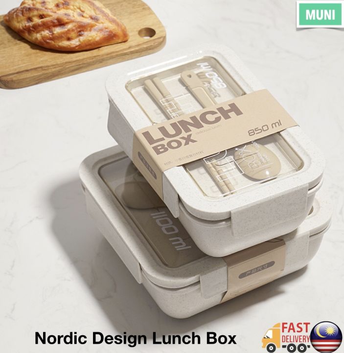 Microwave safe bento lunch box with lid, chopsticks & spoon Kotak makan