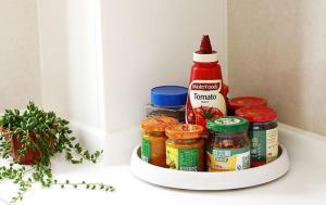 Lazy Susans Rotating tray Turnable Table Spice Tray 360 Degree Rotating Storage Bottle Rack