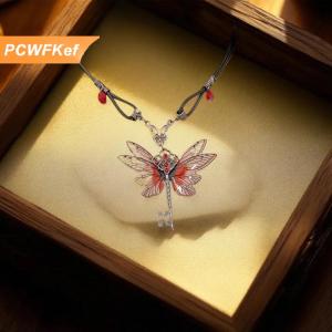 【PCWFKef】 Y2K Chuồn Chuồn Key Red Zircon Vòng Cổ Mặt Dây Chuyền Cánh Retro Punk Da Hip Hop Choker Phụ Nữ Hợp Thời Trang Quà Tặng Trang Sức
