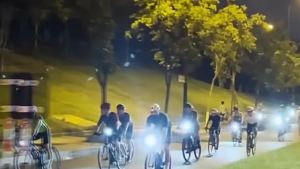 2026 9000LM Powerful Bicycle Light Bike Headlight Flashlight Handlebar USB Charging MTB Road Cycling Highlight Front Light