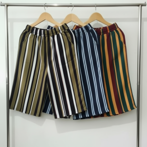 paket 5 pcs Celana Pendek Wanita  Dewasa Jumbo Motif Salur  buat sehari hari