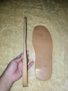 Outsole karet sol potong sepatu alas sepatu karet mentah warna cream laki dan perempuan