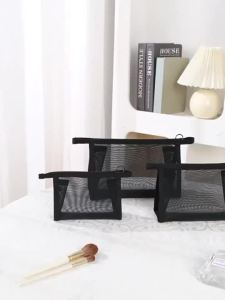 Portable Nylon Makeup Bag – Transparent Toiletry Storage For Travel Cosmetics