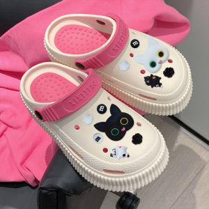 LKfashion แนะนำ รองเท้าแฟชั่นสไตล์เกาหลี รุ่นนี้มีให้เลือก 5 สีแบบ สวยไม่ซ้ำใคร พร้อมตัวการ์ตูนติดลายน่ารัก วัสดุดีนิ่มสบายเท้า สั่งเลยขายดีมากกก