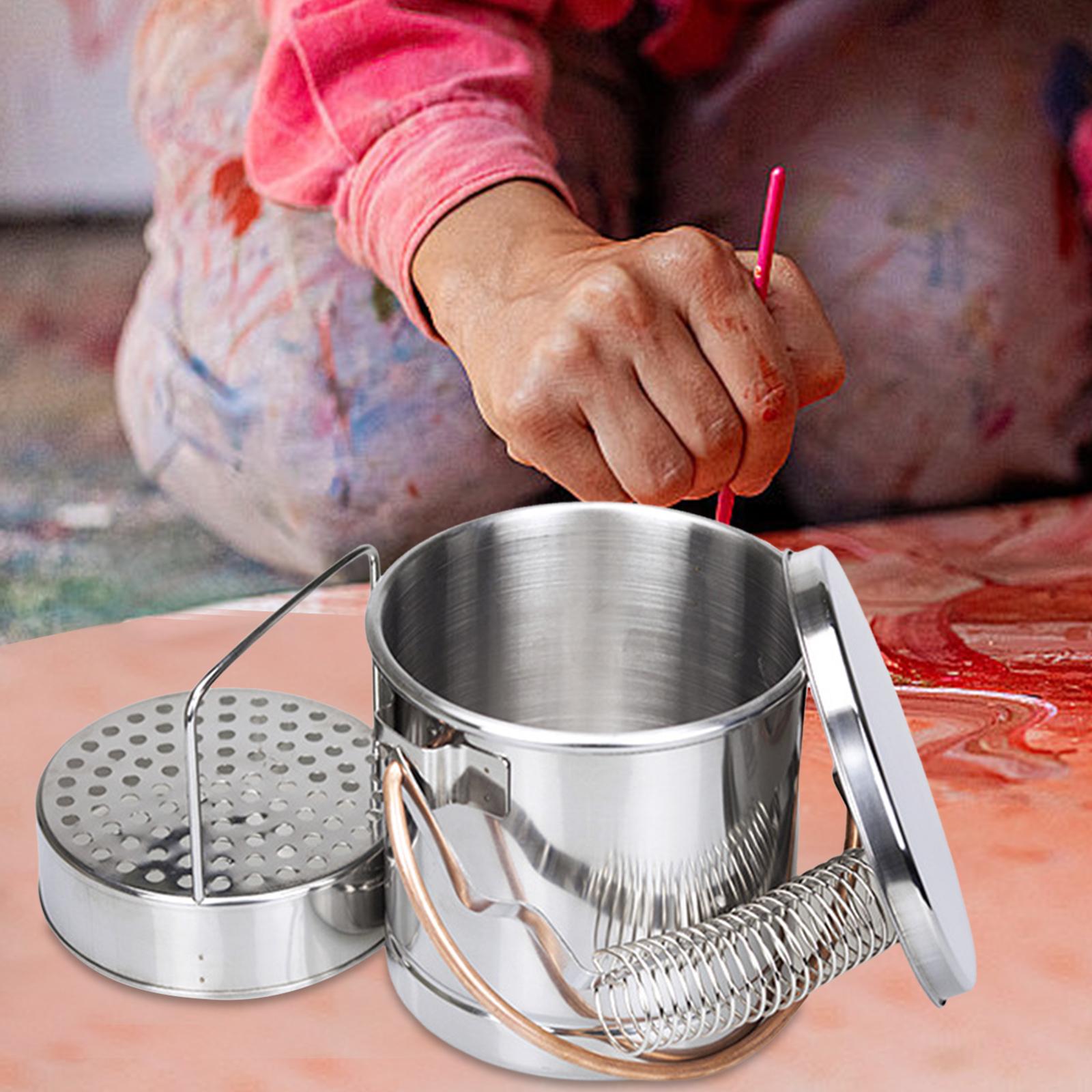 Làm thế nào để chọn xô rửa cọ vẽ phù hợp cho người mới học vẽ màu nước?