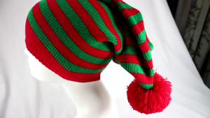 Christmas Knitted Hat Beanie Hat Santa Red Green Knit Crochet Cap for Christmas Party Adults Teens Kids Santa Hat