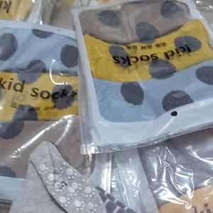 Kaos Kaki Baby Cowok Panjang Selutut: Variasi & Kelebihan