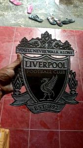 Hiasan Dinding Logo Liverpool Club Bola Partai Instansi Bisa Custom Bahan Aluminium Cor
