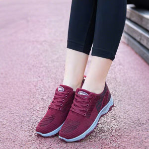 KDAShop  พร้อมส่งในไทย รองเท้าผ้าใบผู้หญิง ทรงสปอร์ต ทรงสวยด้านข้างแต่งลวดลายระบายอากาศได้ดี เนื้อผ้าไม่หนาไม่บางมากใส่สบาย ไม่ร้อนเท้า แถมราคาไม่แพงด้วยนะ  ดีจริ๊งคอนเฟิร์ม