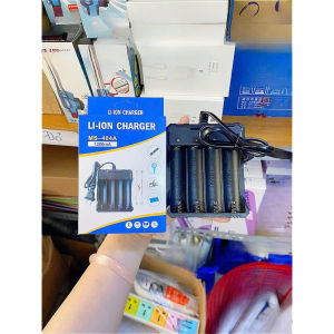 Sạc Pin Viên 2 - 4 Cổng 18650 Pin 3.7 - 4.2V Phích Cắm Tiện Lợi Có Đèn Báo Đầy Tự Ngắt Cổng Sạc Pin Tự Động