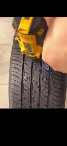 60 PCS Tire Repair Rubber Nail Vacuum Tire Repair Kits Spiral Rubber Screws Fast Self-Service Tool for Car Truck Motorcycle Tractor Tire Puncture Repair (Black)